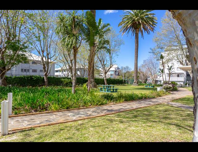 1 BEDROOM APARTMENT FOR SALE IN WYNBERG UPPER